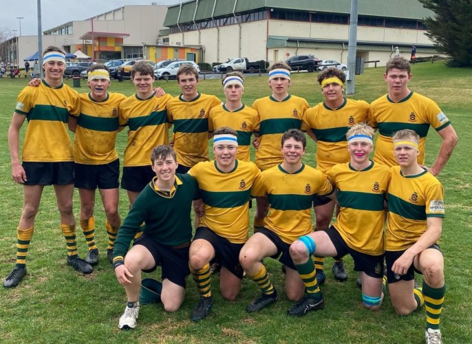 13 Year 9 and 10 Farrer students compete in a Rugby 7’s tournament